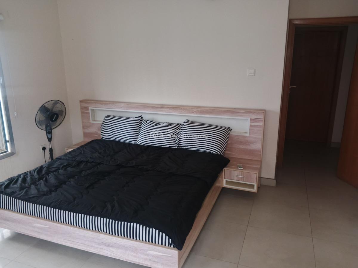 3 Bedrooms Tastefully Finished Fully Furnished 1st Floor Flat, Ologolo, By Dominion Plaza, Lekki Expressway, Lekki, Lagos, Flat / Apartment for Rent