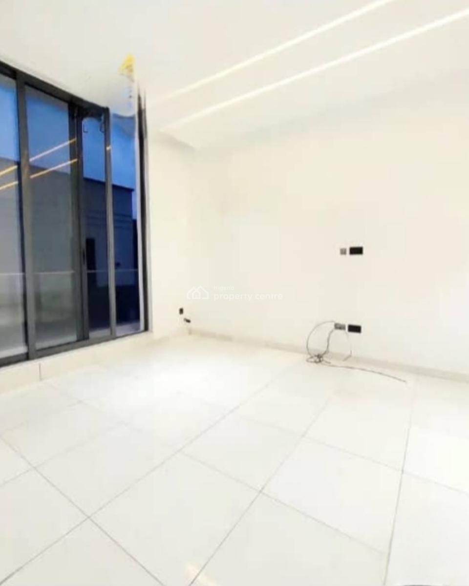 Luxury and Spacious 2 Bedroom Apartment with Pool, Gym and Elevator, Oniru, Victoria Island (vi), Lagos, Block of Flats for Sale