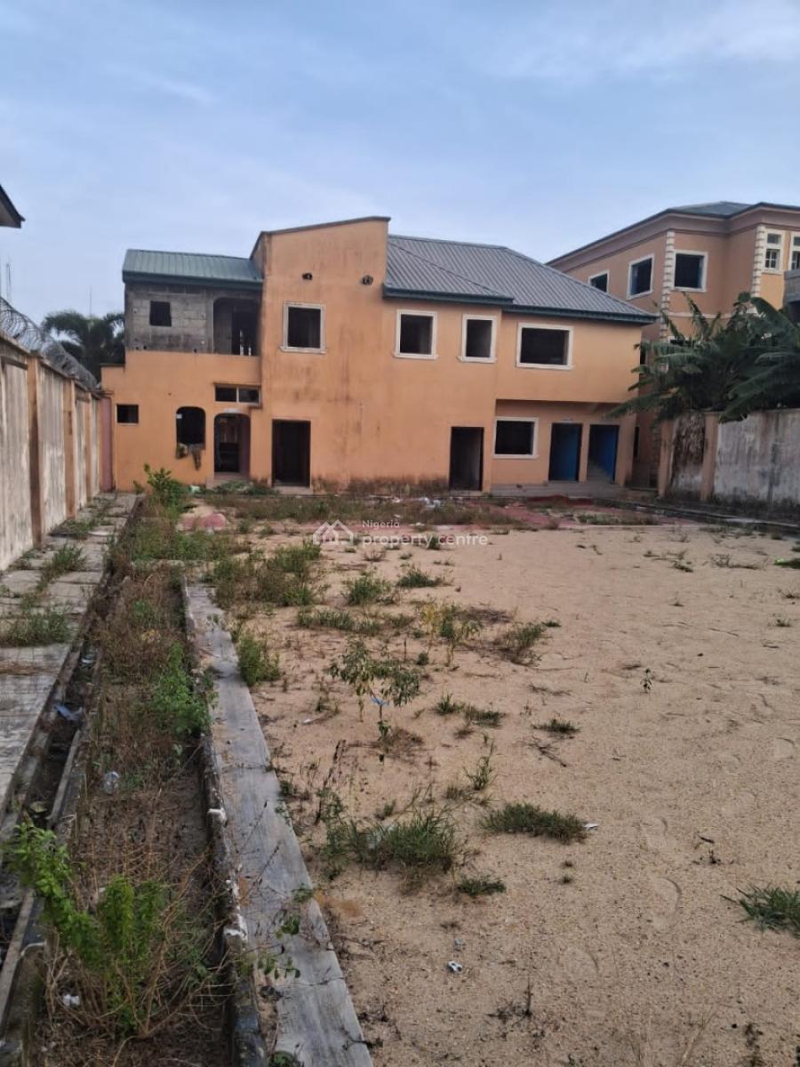 Massive Buildings Comprises of Nos of a Storey Buildings and 2 Storey, Ologunfe, Awoyaya, Ibeju Lekki, Lagos, School for Sale