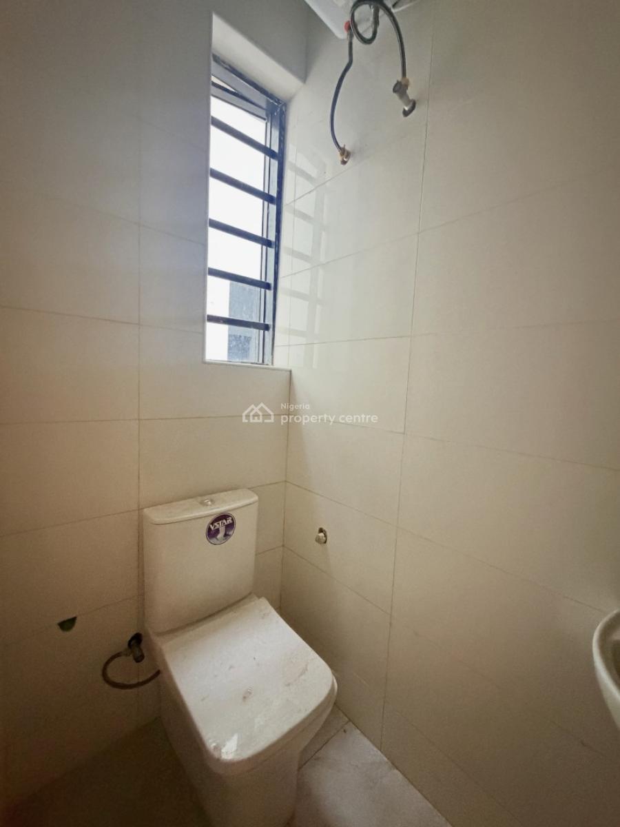 Exquisite 5-bedroom Semi-detached Duplex with Bq, Gra, Ogudu, Lagos, Semi-detached Duplex for Sale