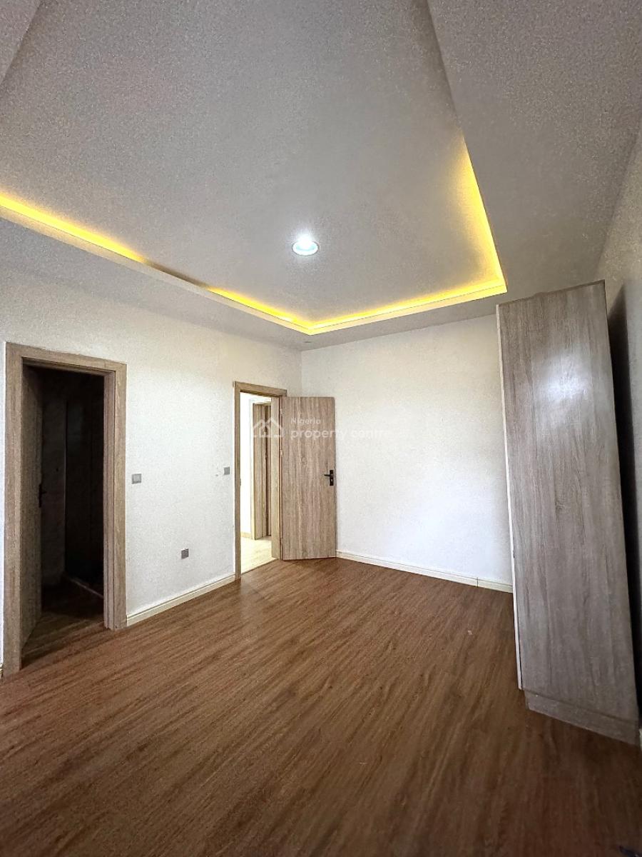 𝐖𝐄𝐋𝐋 𝐌𝐀𝐈𝐍𝐓𝐀𝐈𝐍𝐄𝐃 3 𝐁𝐄𝐃𝐑𝐎𝐎𝐌 𝐓𝐄𝐑𝐑𝐀𝐂𝐄, Orchid, Lekki, Lekki Phase 2, Lekki, Lagos, Terraced Duplex for Rent