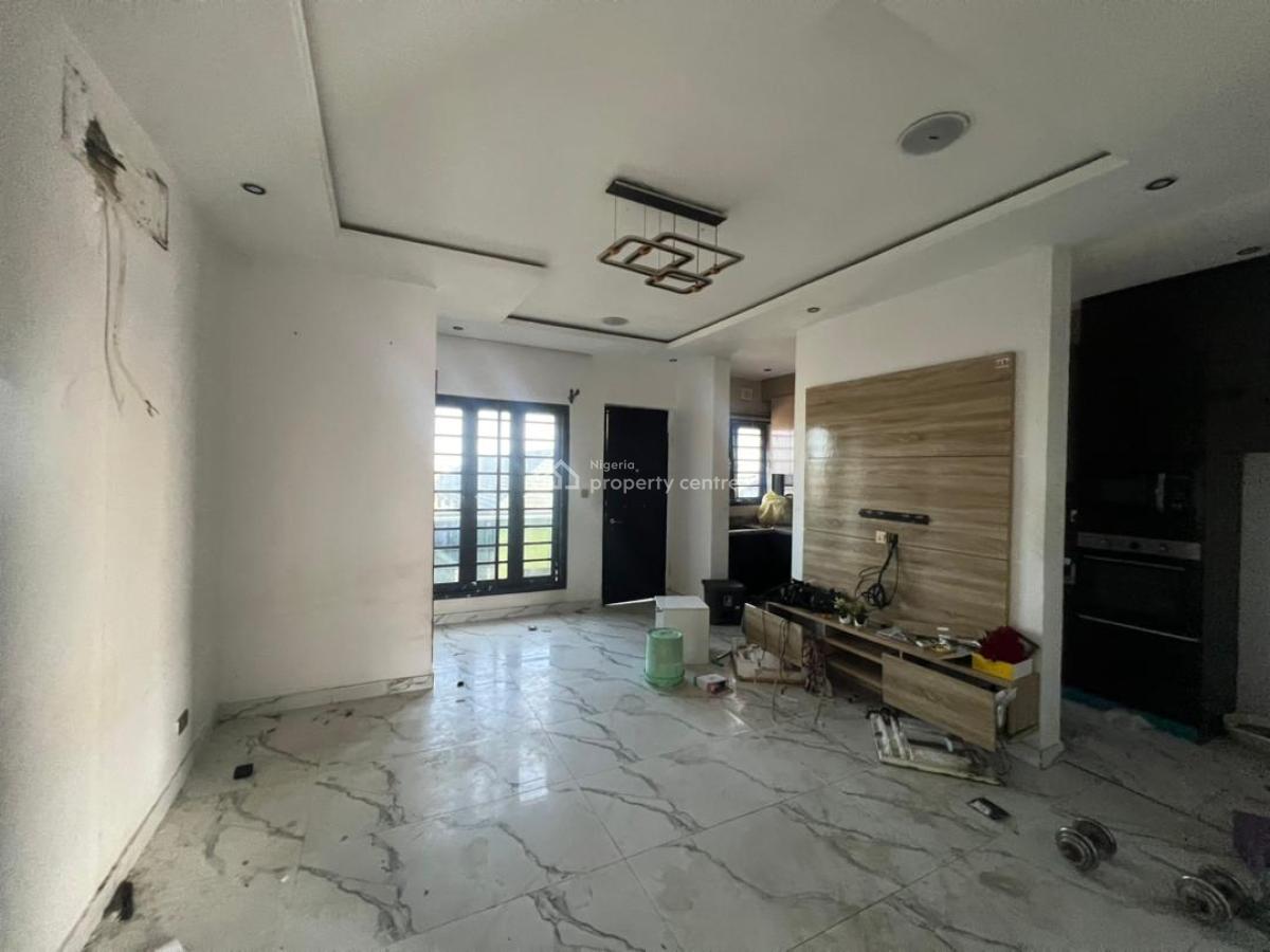 2 Bedroom Penthouse with Elevator, Ologolo, Ologolo, Lekki, Lagos, House for Rent