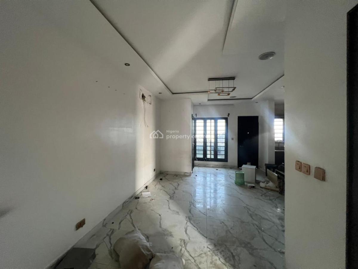 2 Bedroom Penthouse with Elevator, Ologolo, Ologolo, Lekki, Lagos, House for Rent