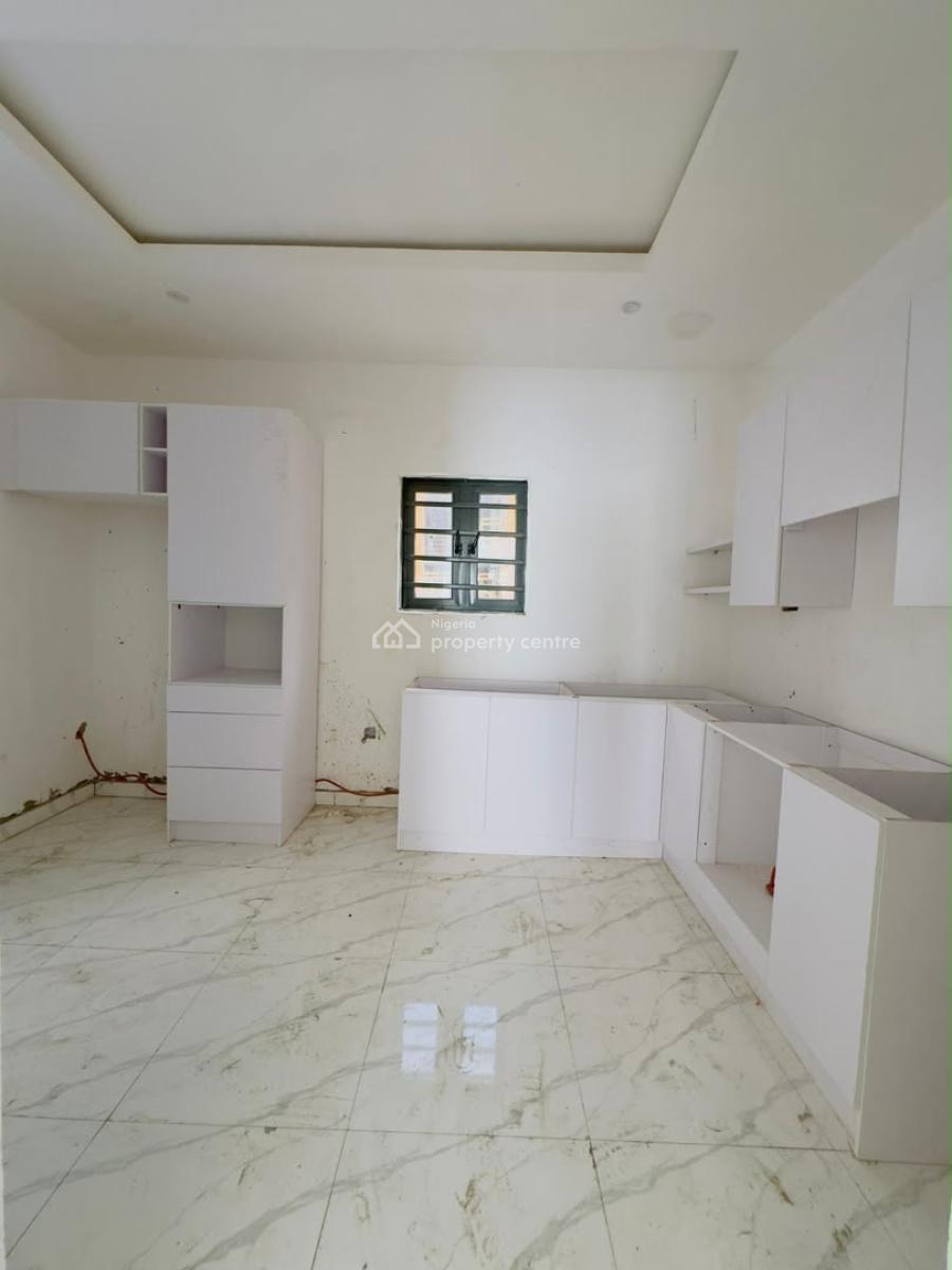 Newly Built 3 Bedroom Apartment with Bq, Gbagada, Lagos, Flat / Apartment for Sale