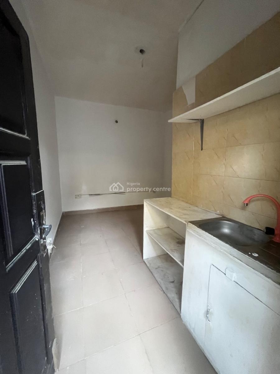 Big Bq Apartment, Off Admiralty Way, Lekki Phase 1, Lekki, Lagos, Self Contain (single Rooms) for Rent