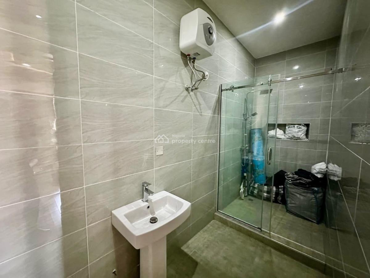 2nd Floor Fitted Kitchen with Air-conditioners, Lekki Phase 1, Lekki, Lagos, Flat / Apartment for Rent