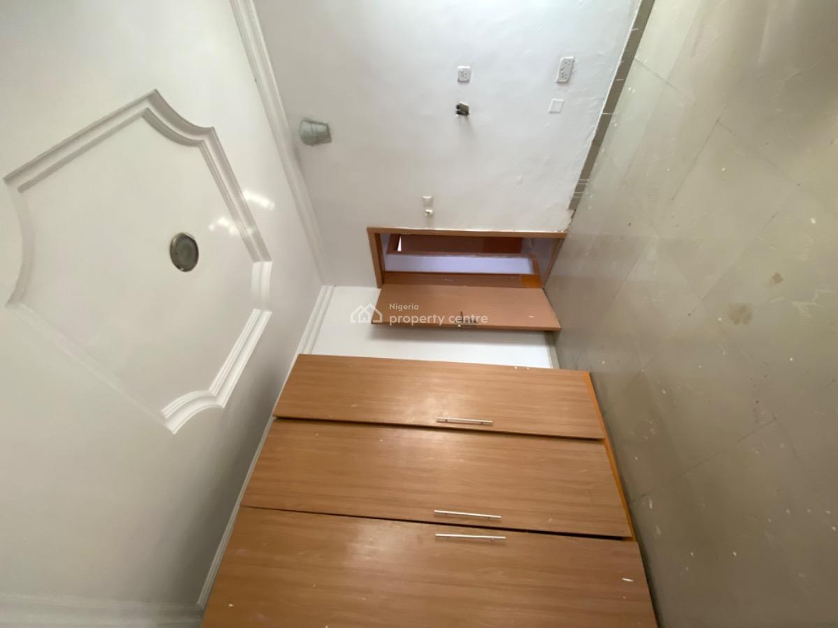 Stunning and Spacious 3bedroom Flat, Royal View Estate, Ikota, Lekki, Lagos, House for Rent