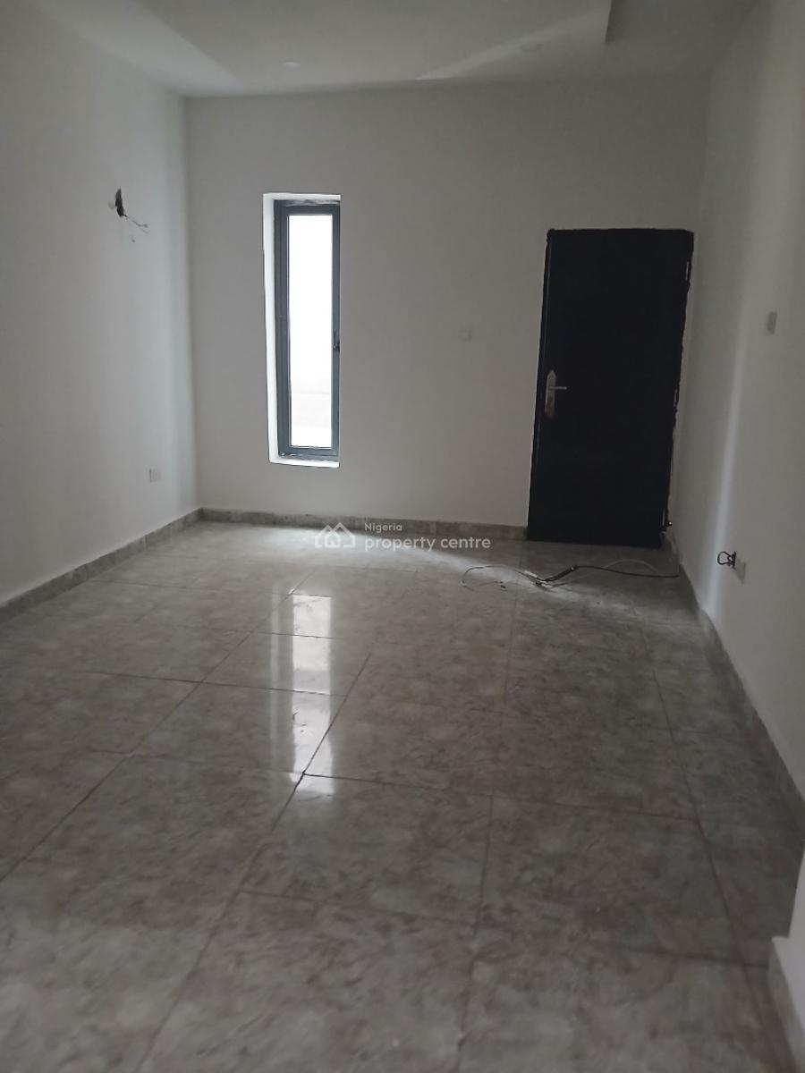 Very Good Spacious 4-bedroom Terrace + 1 Bq, Kado, Abuja, Terraced Duplex for Rent