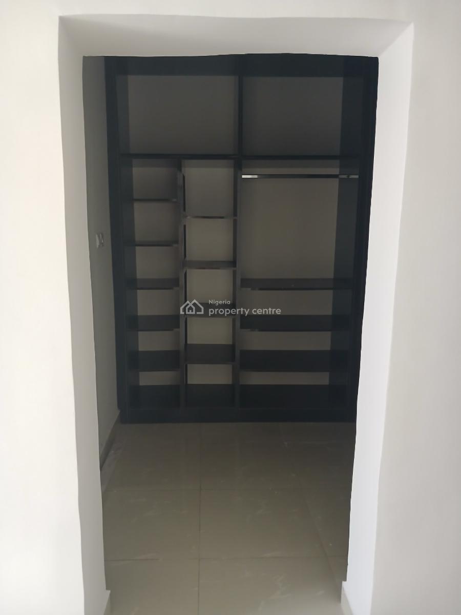 Very Good Spacious 4-bedroom Terrace + 1 Bq, Kado, Abuja, Terraced Duplex for Rent