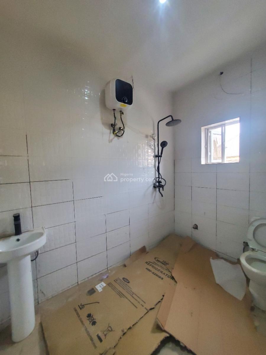 Super Luxury 3 Bedroom Flat, By American  Int’l School, Durumi, Abuja, Block of Flats for Sale