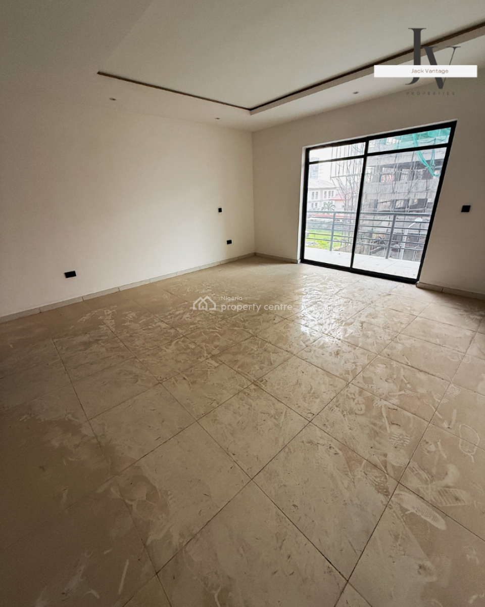Brand New Contemporary 4-bedroom Maisonette with Bq, Lekki Phase 1, Lekki, Lagos, Flat / Apartment for Rent
