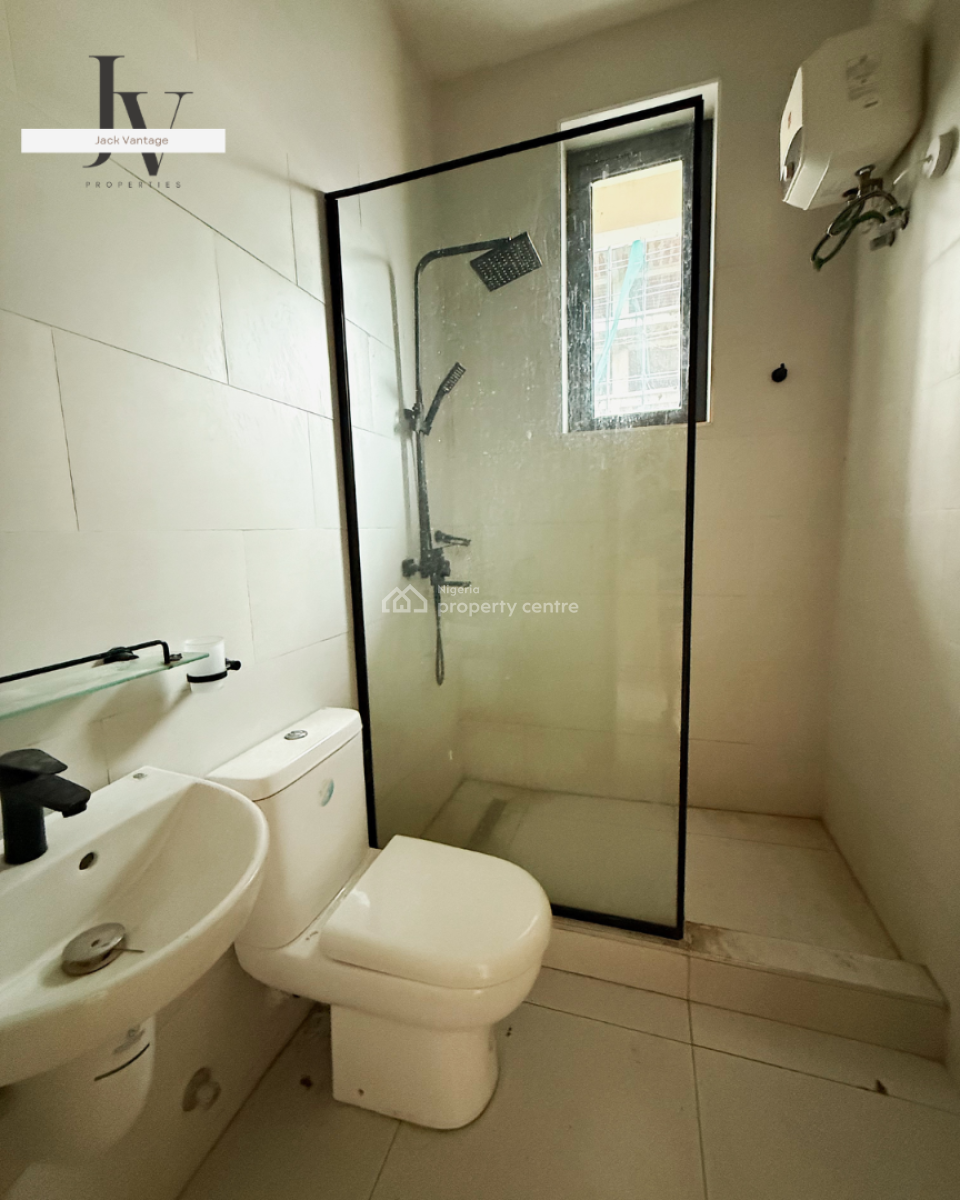 Brand New Contemporary 4-bedroom Maisonette with Bq, Lekki Phase 1, Lekki, Lagos, Flat / Apartment for Rent