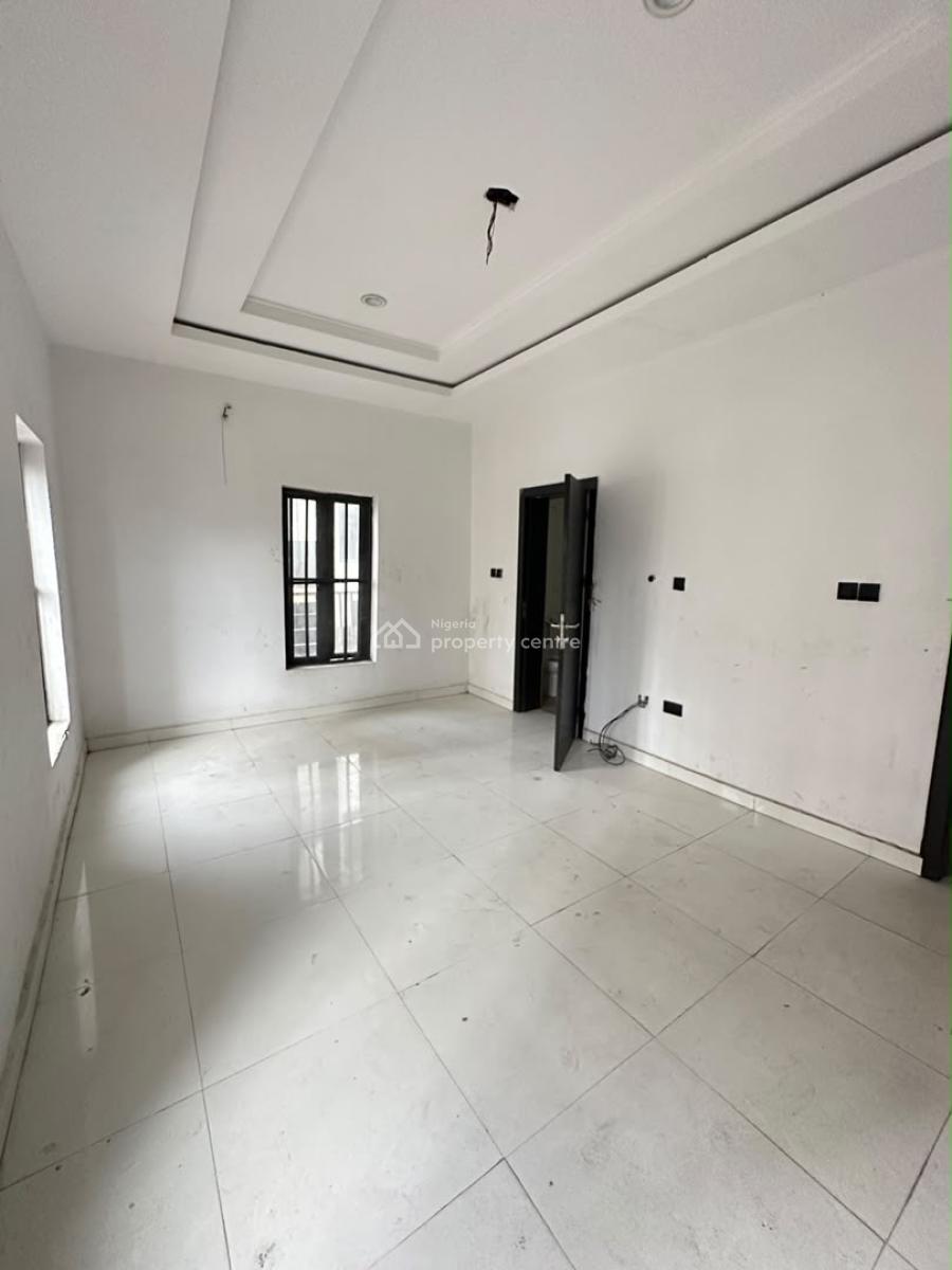 2 Bedroom Apartment at Ikate, Lekki, Ikate, Lekki, Lagos, Flat / Apartment for Sale