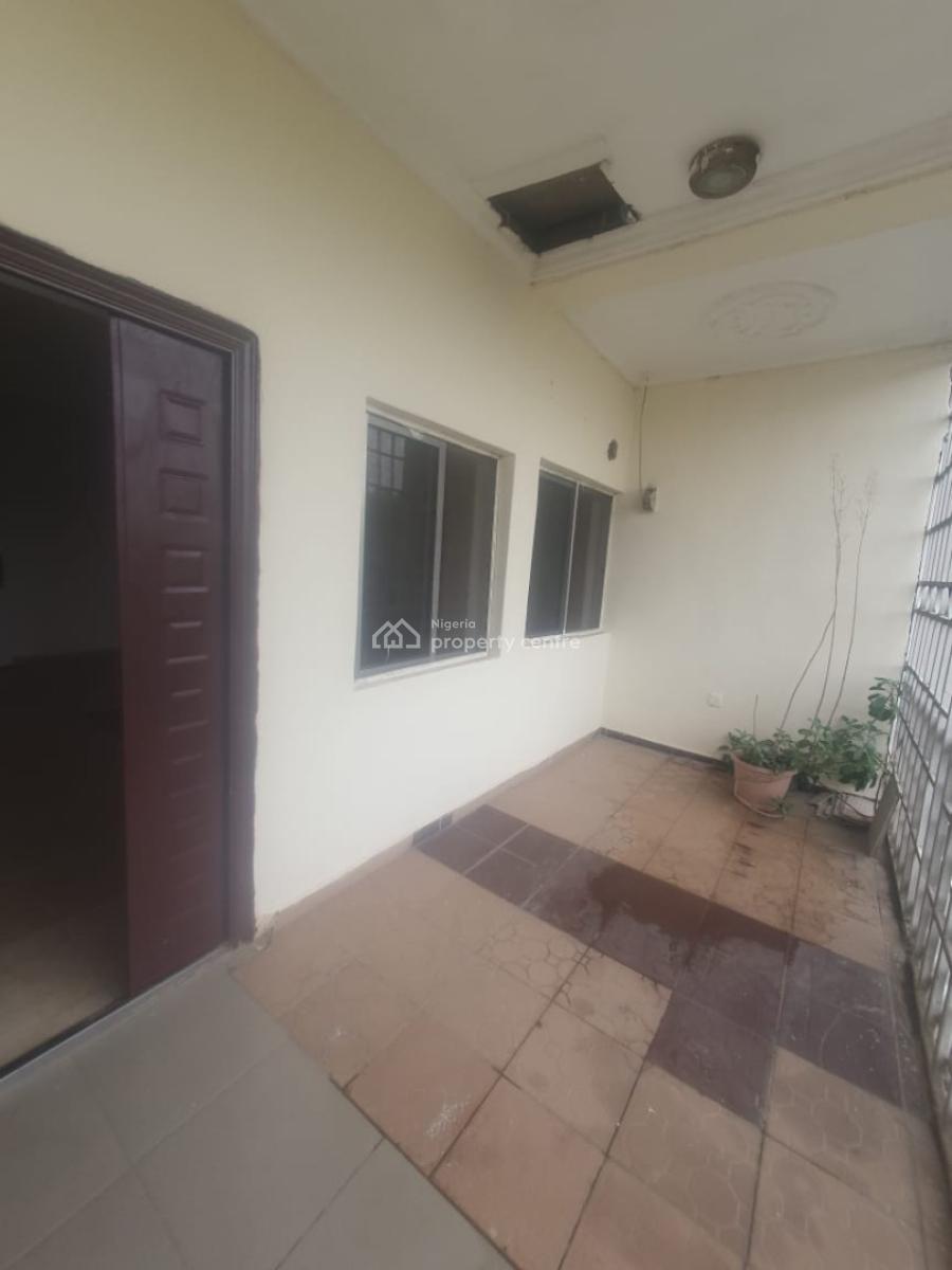 3 Bedroom Flat, Gwarinpa Main, Gwarinpa, Abuja, Block of Flats for Sale