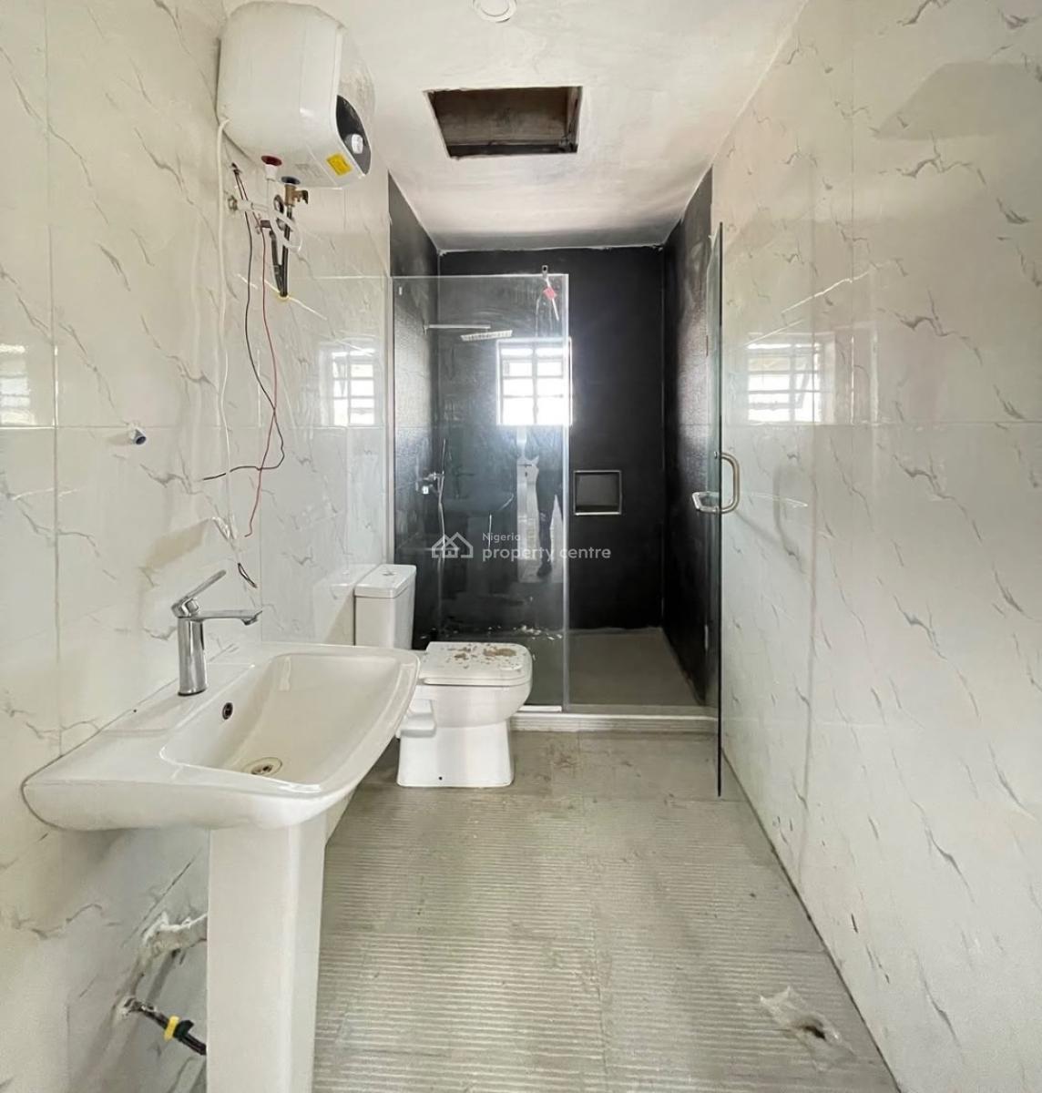 Lovely 2 Bedroom Terrace Duplex with Bq, Lekki Phase 1, Lekki Phase 1, Lekki, Lagos, Terraced Duplex for Sale
