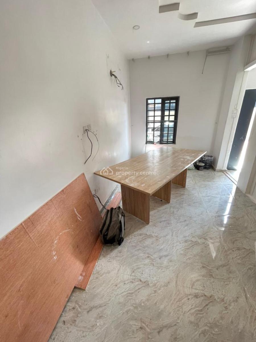 Studio Apartment/ Parlor Space, Ikota Villa Estate, Ikota, Lekki, Lagos, Self Contain (single Rooms) for Rent