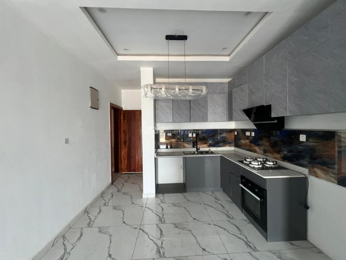 2 Bedroom Apartment, Ologolo, Ologolo, Lekki, Lagos, Flat / Apartment for Rent