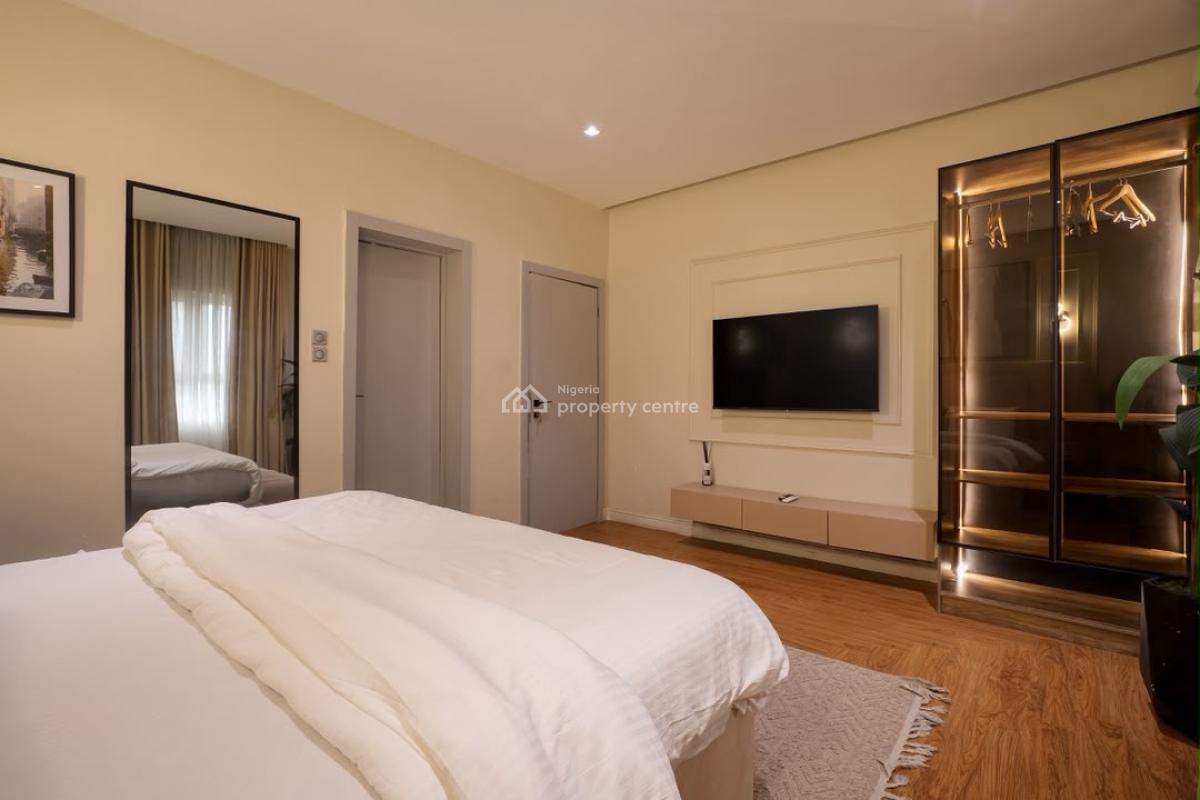Luxury Three Bedroom with Ps5, Bathub and Other Amenities, Ikate, Lekki, Lagos, Flat / Apartment Short Let