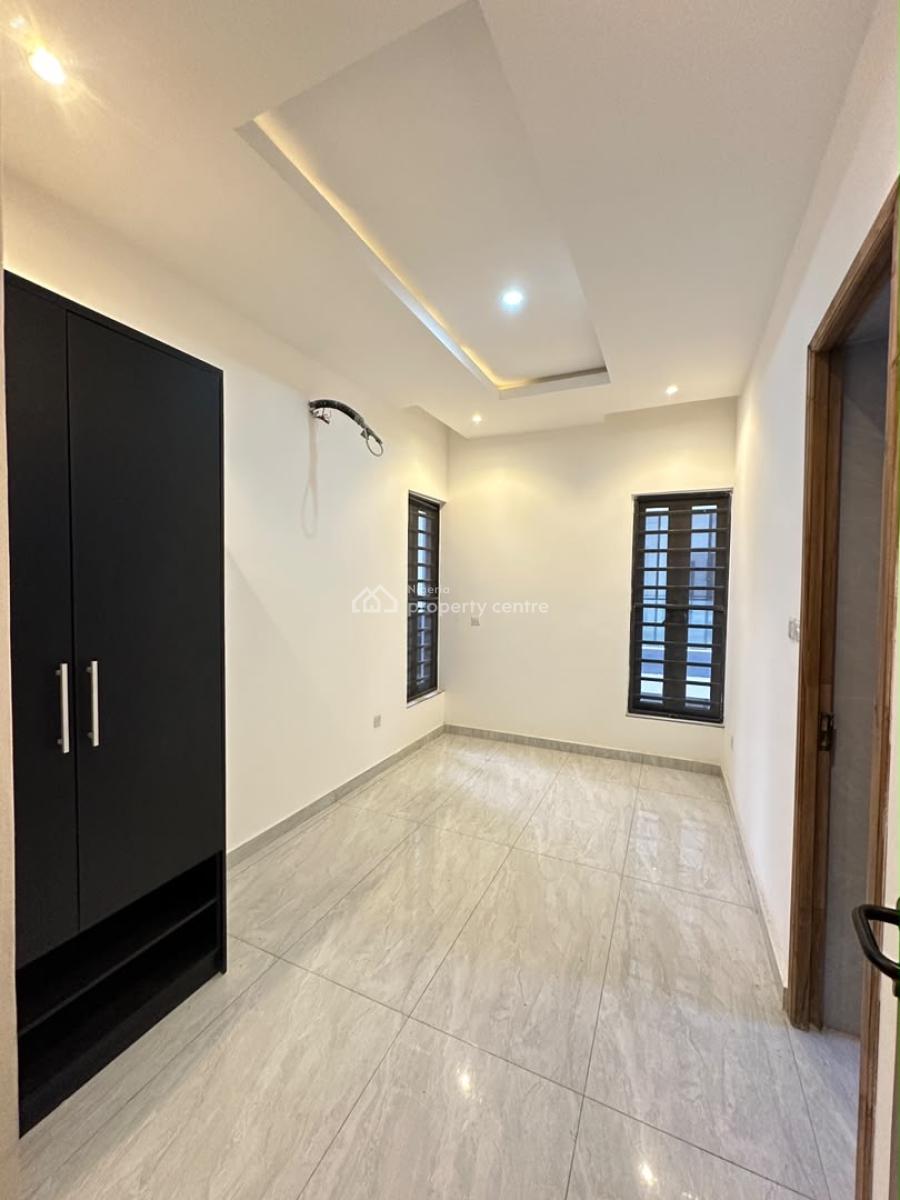 3 Bedroom Apartment at Ikate, Ikate, Lekki, Lagos, Flat / Apartment for Sale