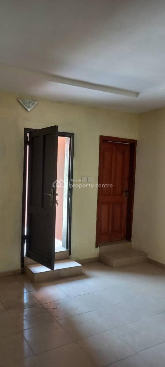 Multiple Units of Well Renovated 2bdrm Flats, Off Iya Imole Street Awoyaya Ibeju-lekki Lagos, Ibeju Lekki, Lagos, Flat / Apartment for Rent