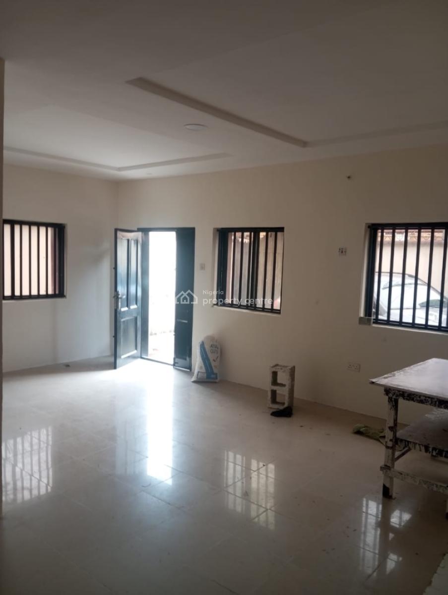 Well Renovated 3 Bedroom Flat with Spacious Kitchen, Gra Phase 2, Magodo, Lagos, Flat / Apartment for Rent