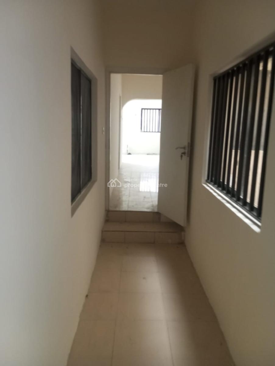 Well Renovated 3 Bedroom Flat with Spacious Kitchen, Gra Phase 2, Magodo, Lagos, Flat / Apartment for Rent