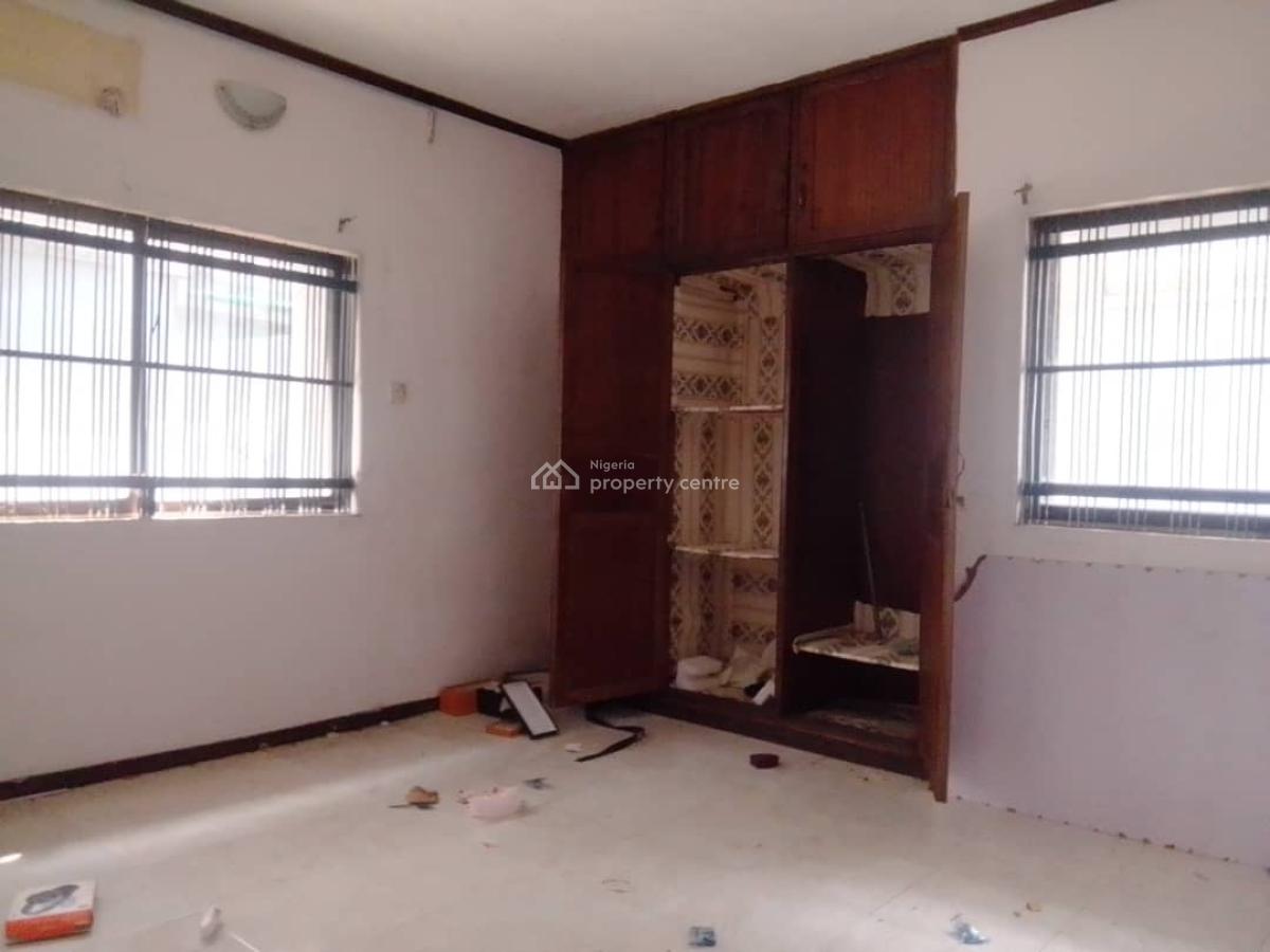 a Very Spacious 3 Bedroom Flat with All Rooms En-suite, Shangisha, Magodo, Lagos, Flat / Apartment for Rent