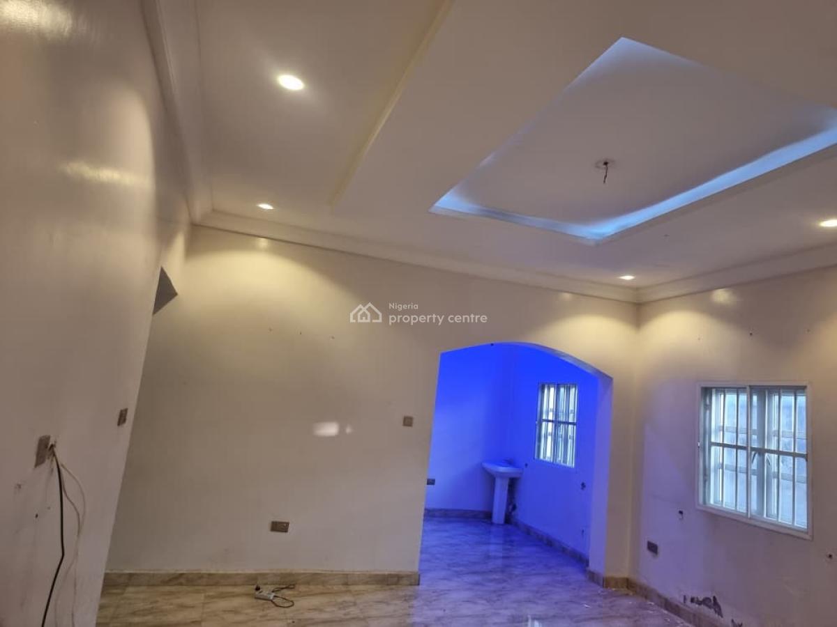 Beautiful Spacious 2 Bedroom Apartment, By Von, Lugbe District, Abuja, Flat / Apartment for Rent