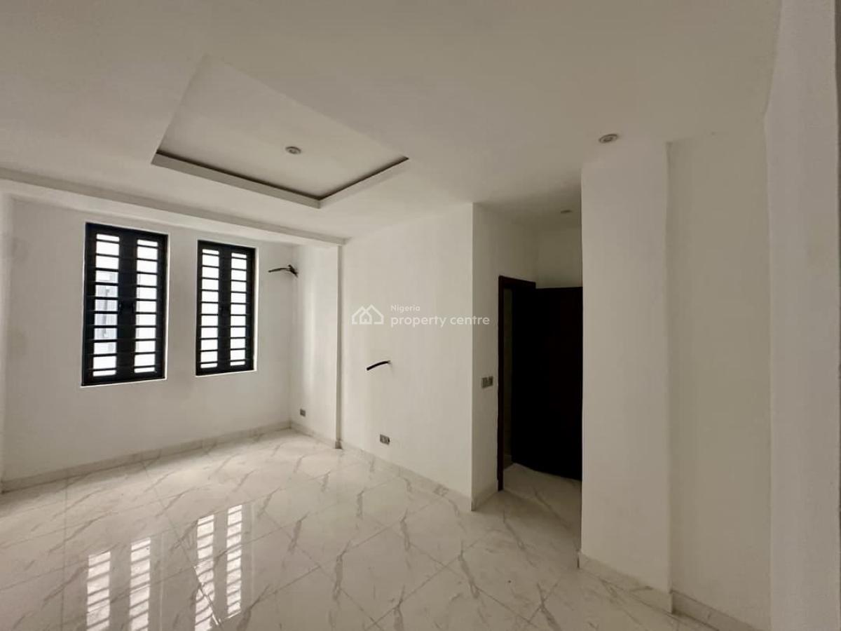 Serviced 2-bedroom Apartment in a Secure Estate, Freedom Way, Lekki Phase 1, Lekki, Lagos, Flat / Apartment for Rent