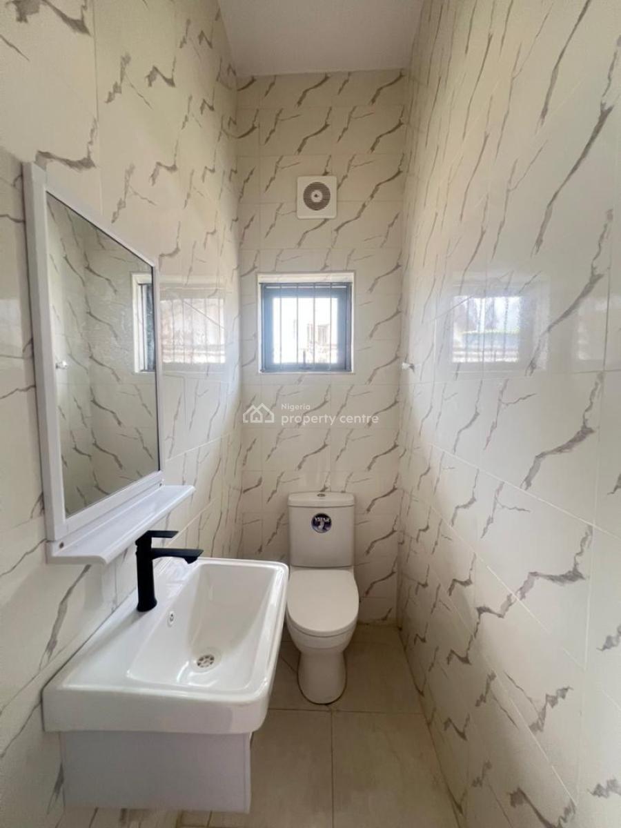 Newly Built 4-bedrooms Fully Fitted Terraced Duplex + Bq, Obanikoro, Obanikoro, Shomolu, Lagos, Semi-detached Duplex for Sale