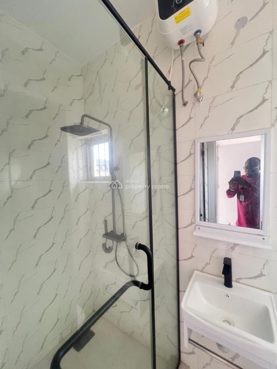 Newly Built 4-bedrooms Fully Fitted Terraced Duplex + Bq, Obanikoro, Obanikoro, Shomolu, Lagos, Semi-detached Duplex for Sale