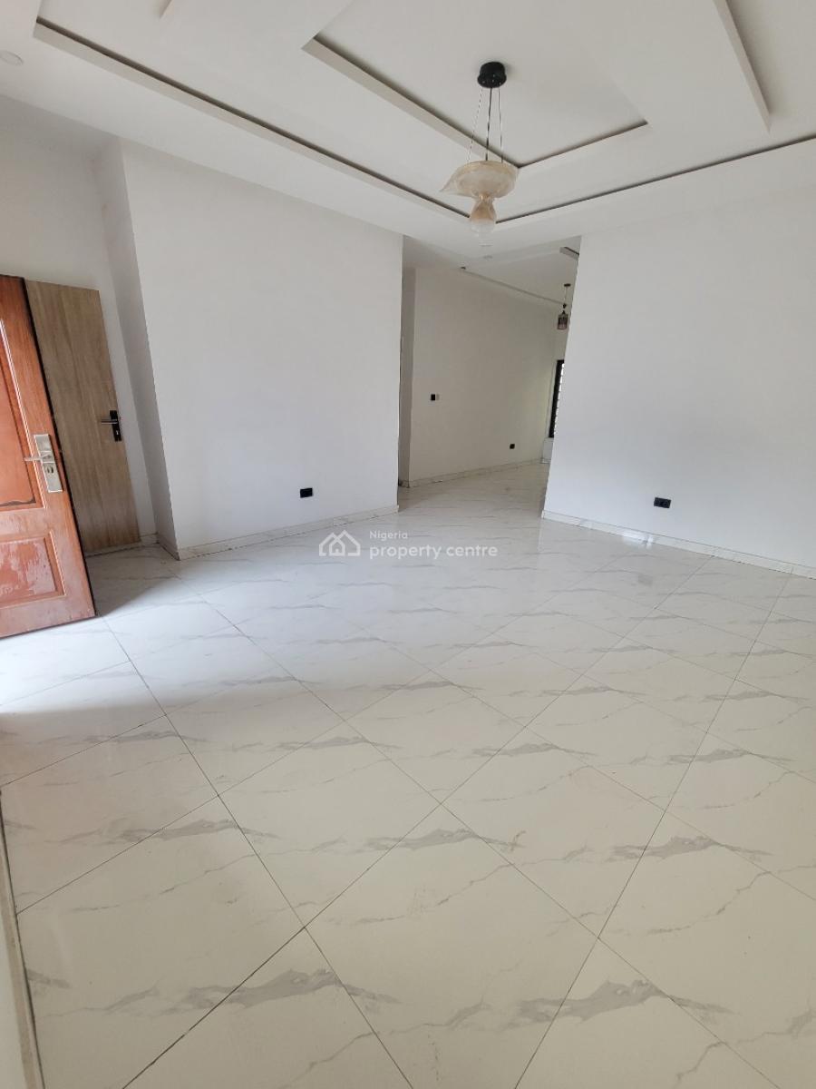 Newly Built and Spacious 2-bedroom Apartment, Mobil Road, Ilaje, Ilaje, Ajah, Lagos, Flat / Apartment for Rent