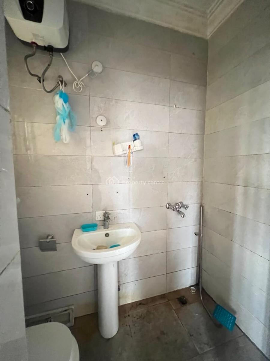 Fully Serviced 2 Bedroom Apartment + Inverter, Sangotedo, Ajah, Lagos, Flat / Apartment for Rent