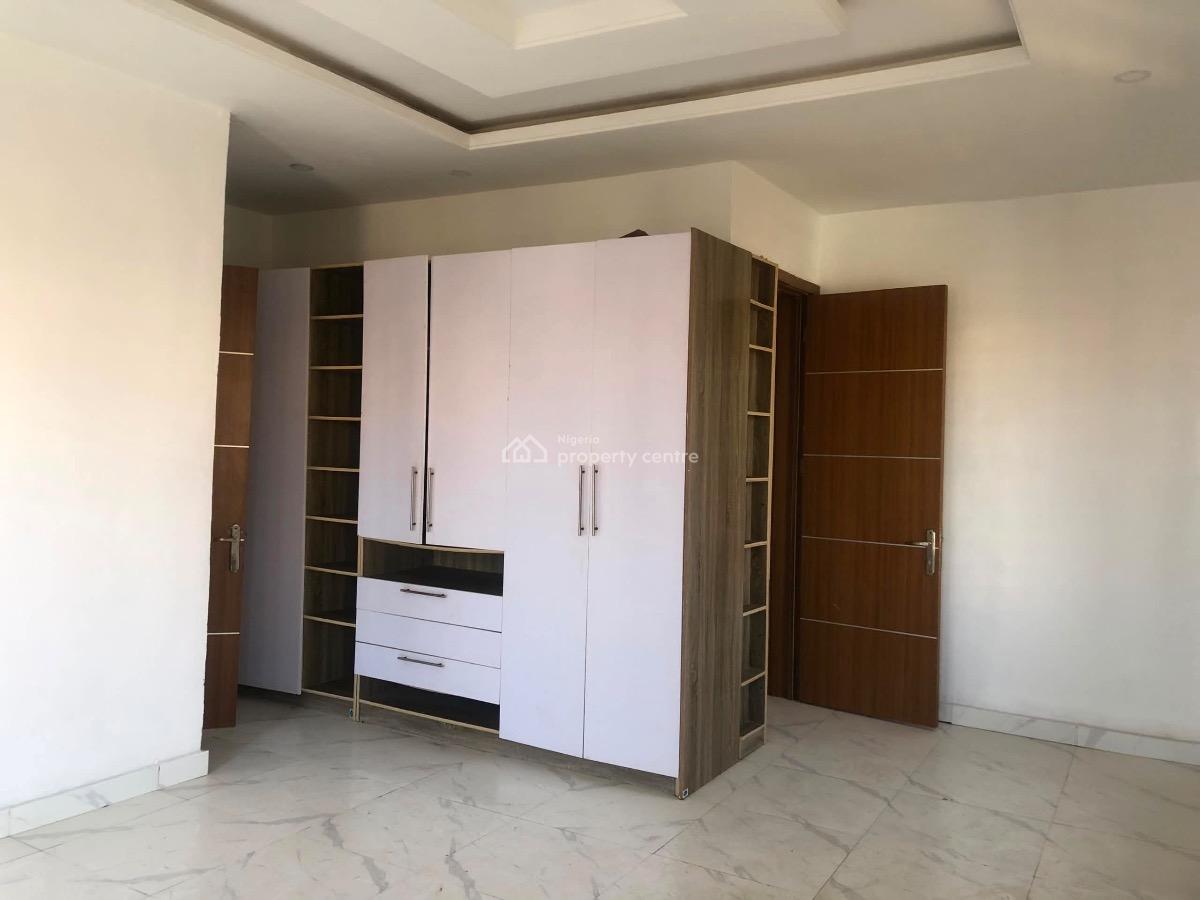 Brand New 5 Bedroom Semi Detached Duplex Sitting + Bq, New Road, Lekki Expressway, Lekki, Lagos, Semi-detached Duplex for Rent