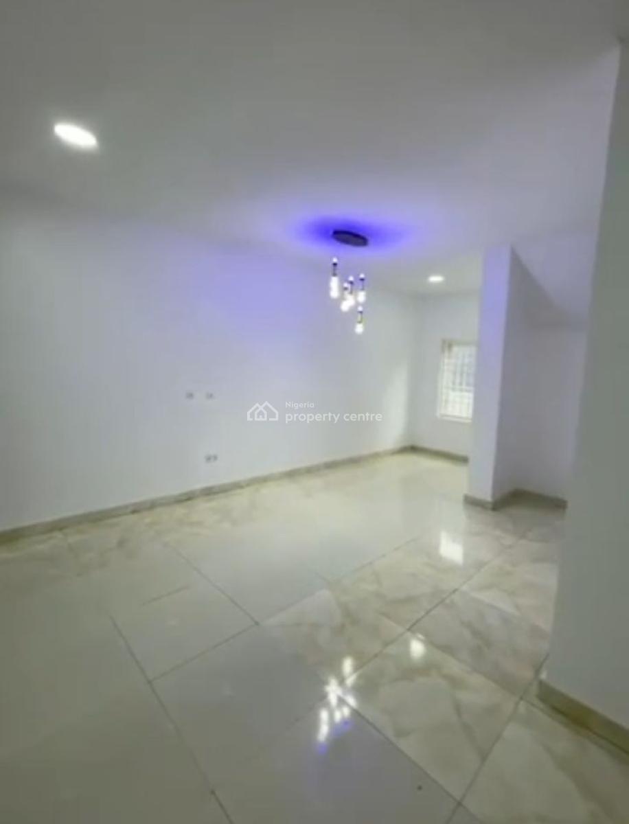 5bedroom Fully Detached Duplex in a Mini Estate in Guzape, After H-medix Before Coza, Guzape District, Abuja, Detached Duplex for Sale