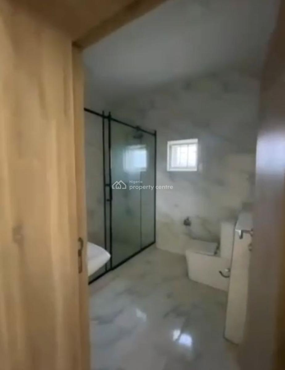5bedroom Fully Detached Duplex in a Mini Estate in Guzape, After H-medix Before Coza, Guzape District, Abuja, Detached Duplex for Sale