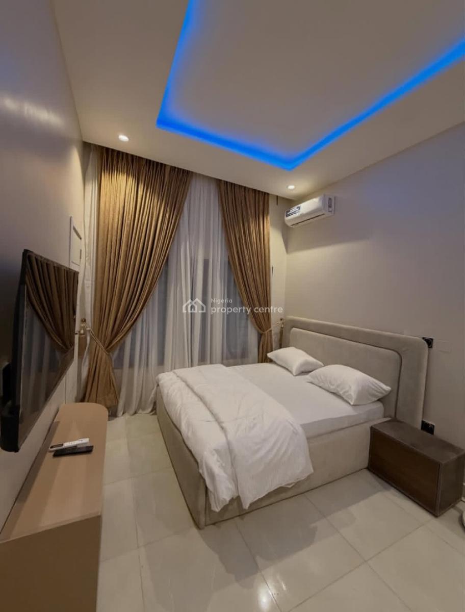 Fully Furnished 3 Bedrooms Apartment, By Farmers Market, Maitama District, Abuja, Block of Flats for Sale