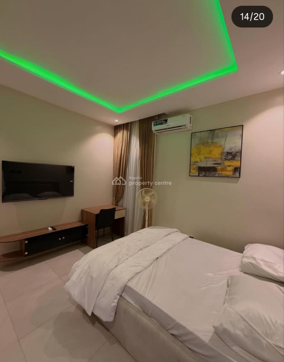 Fully Furnished 3 Bedrooms Apartment, By Farmers Market, Maitama District, Abuja, Block of Flats for Sale