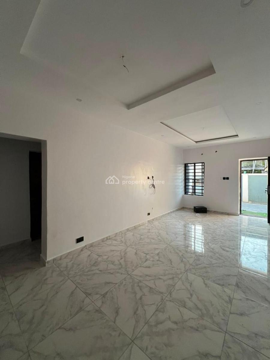 Beautiful Luxury 2 Bedroom Flat Not Far to D Road, Mobil Road Ilaje, Ajah, Lagos, Flat / Apartment for Rent