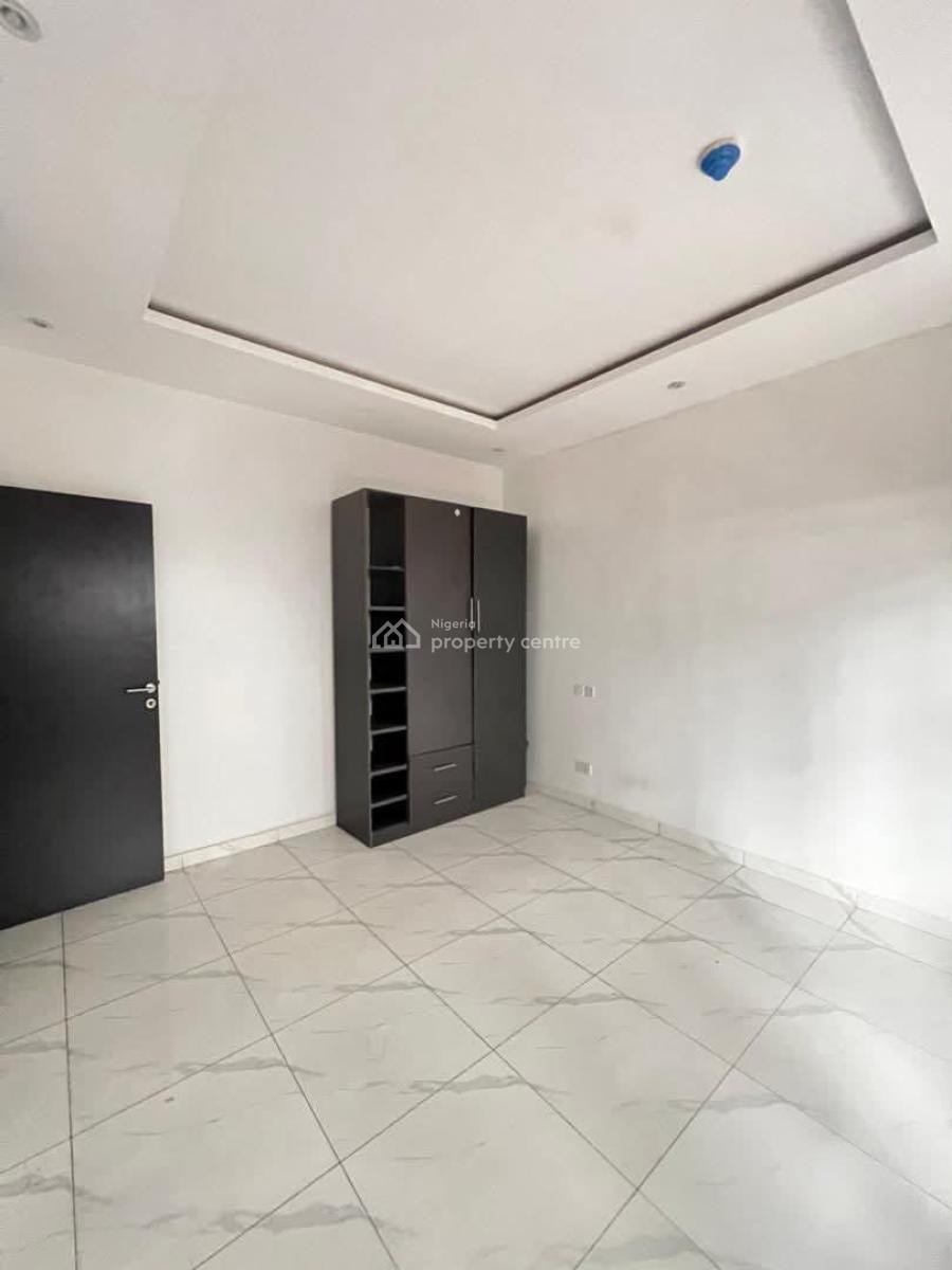 Luxury 2 Bed Apartment with , Swimming Pool & Elevator,* Lekki, Lekki Phase 1, Lekki Right, Lekki Phase 1, Lekki, Lagos, Block of Flats for Sale