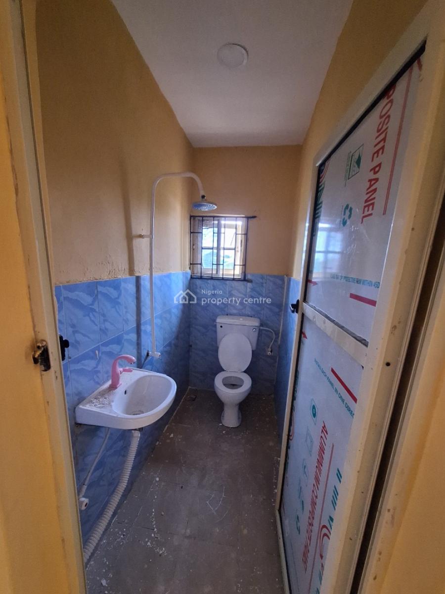 Newly Renovated Spacious & Mordern 2bedroom Apartments, Favour Estate, Pakunola, Iba Bus Stop, Lasu Road, Lagos, Ojo, Lagos, Flat / Apartment for Rent
