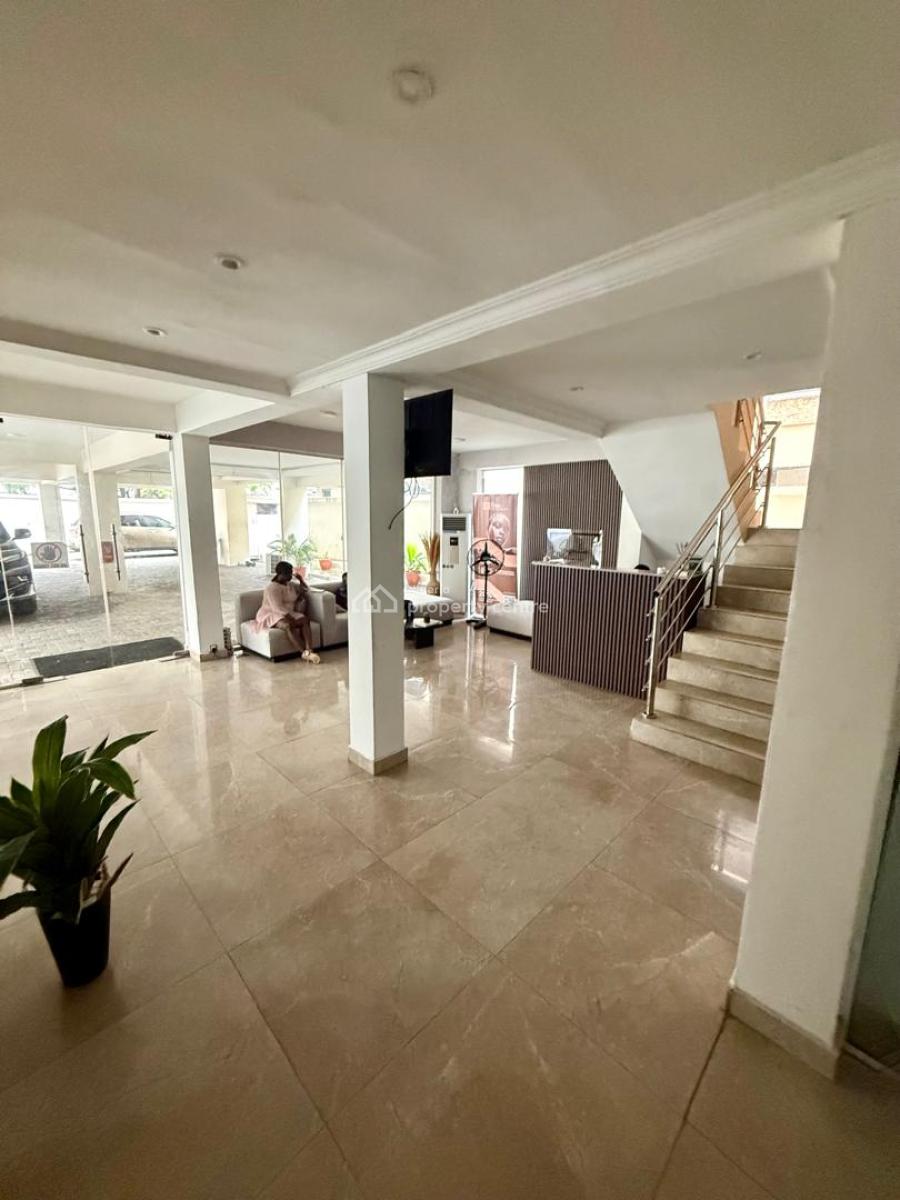 2 & 3 Bedroom Apartment  Fully Serviced, Off Admiralty Road, Lekki Phase 1, Lekki Phase 1, Lekki, Lagos, Flat / Apartment for Rent