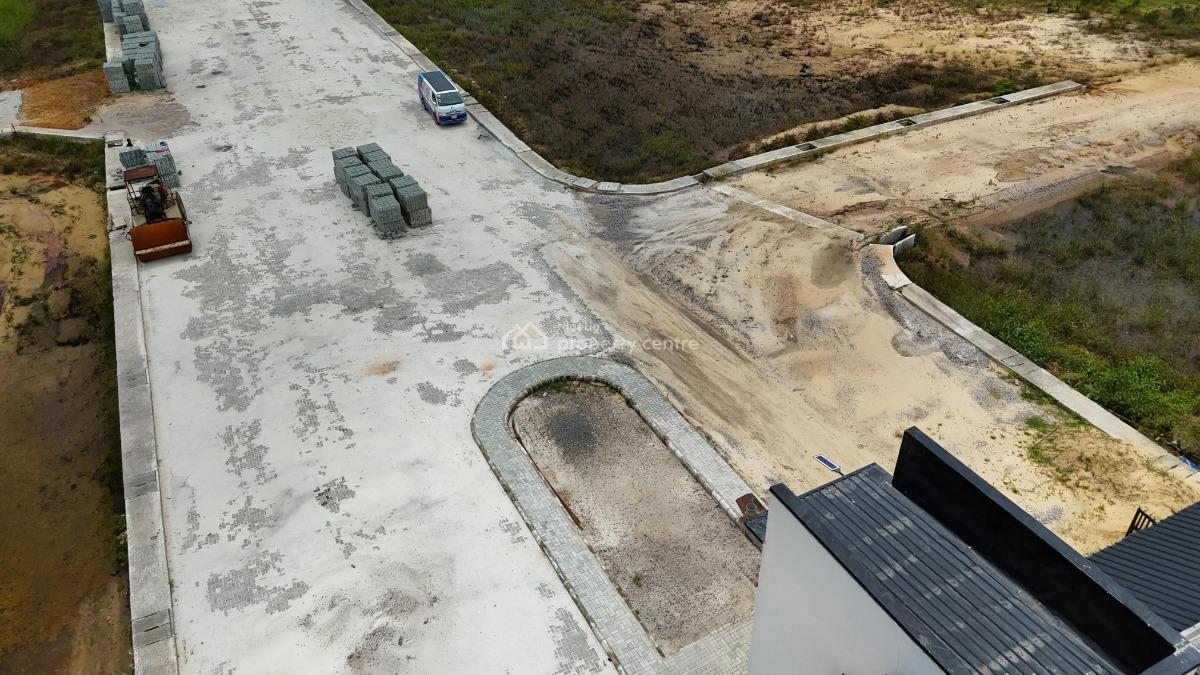 Buy & Build Titled Land Suitable for Malls, Hospital, Warehouse, Plaza, Directly Facing Lekki Epe Expressway, Flexible Payment Plan Available, Ibeju Lekki, Lagos, Commercial Land for Sale
