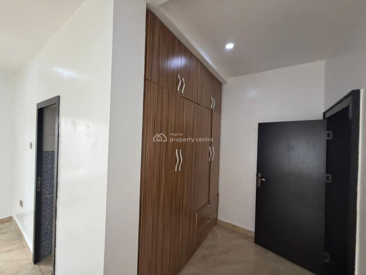 Serviced and Virgin 2 Bedroom Apartment, Jahi, Abuja, Flat / Apartment for Rent