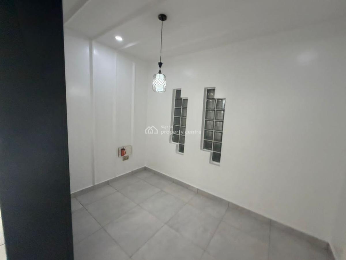 Serviced and Virgin 2 Bedroom Apartment, Jahi, Abuja, Flat / Apartment for Rent