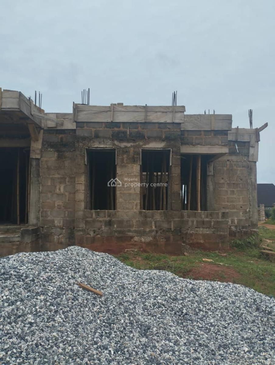 Uncomplicated 4-bedroom Duplex with 2-bedroom Apartment, Okhuoromi, After Aruogba, Along Irhirhi Road, Benin City., Benin, Oredo, Edo, Detached Duplex for Sale