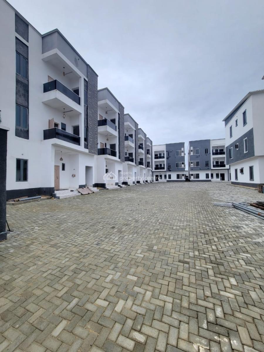 Newly Built Spacious 2 Bedroom Apartment, Mobil Road, Ilaje, Ajah, Lagos, Flat / Apartment for Rent