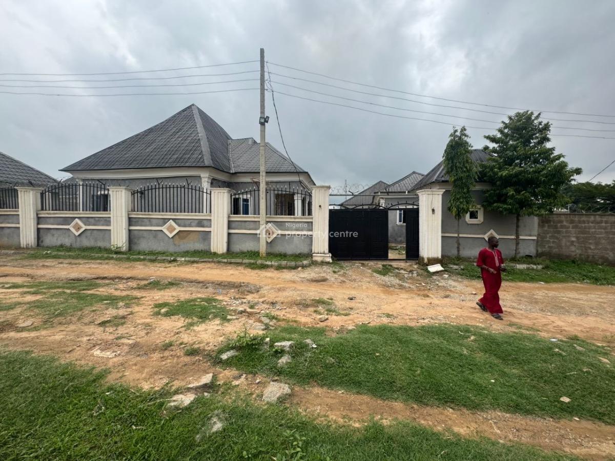 4nos of 1 Bed, 4nos of Self Contain & 1nos of 3 Bedrooms Apartments, Tunga Maje, Gwagwalada, Abuja, Block of Flats for Sale