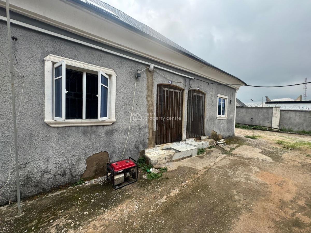 4nos of 1 Bed, 4nos of Self Contain & 1nos of 3 Bedrooms Apartments, Tunga Maje, Gwagwalada, Abuja, Block of Flats for Sale