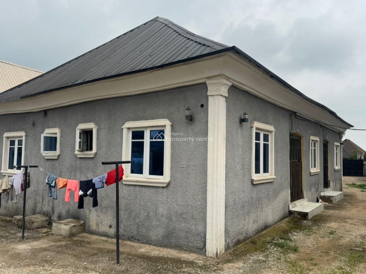 4nos of 1 Bed, 4nos of Self Contain & 1nos of 3 Bedrooms Apartments, Tunga Maje, Gwagwalada, Abuja, Block of Flats for Sale